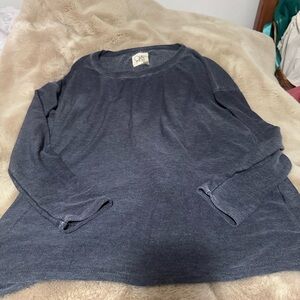 Chaser navy fleece lined long sleeve tie back tee. Size L.